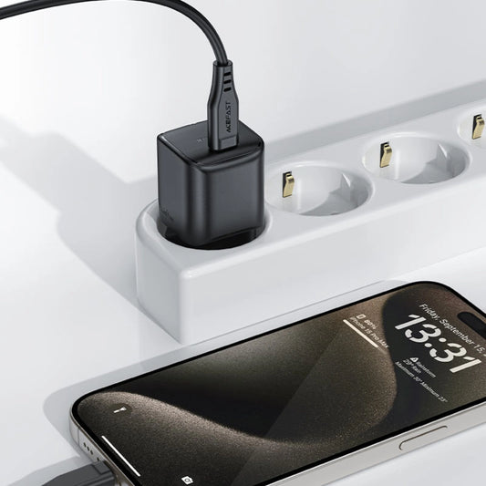 Acefast A73 Mini PD 20W GaN USB-C Wandladegerät – Schwarz