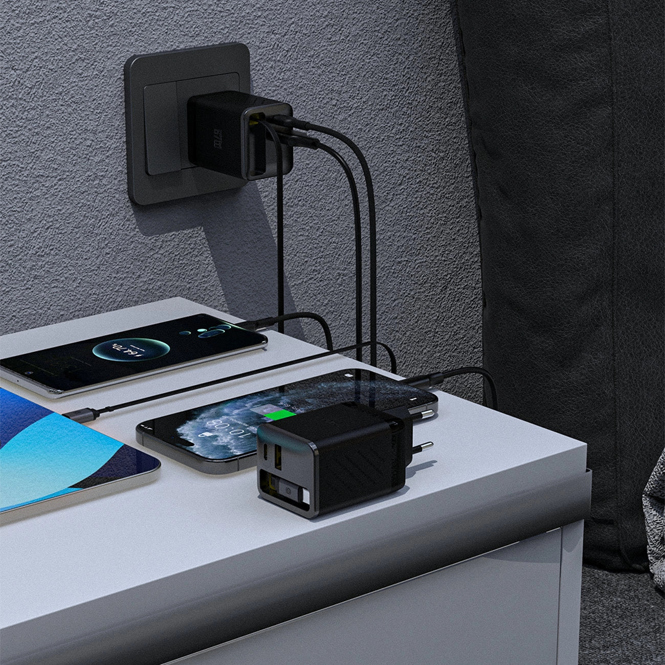Dudao A67EU GaN 67W Wandladegerät mit integriertem, einziehbarem USB-C Power Delivery Quick Charge - Schwarz