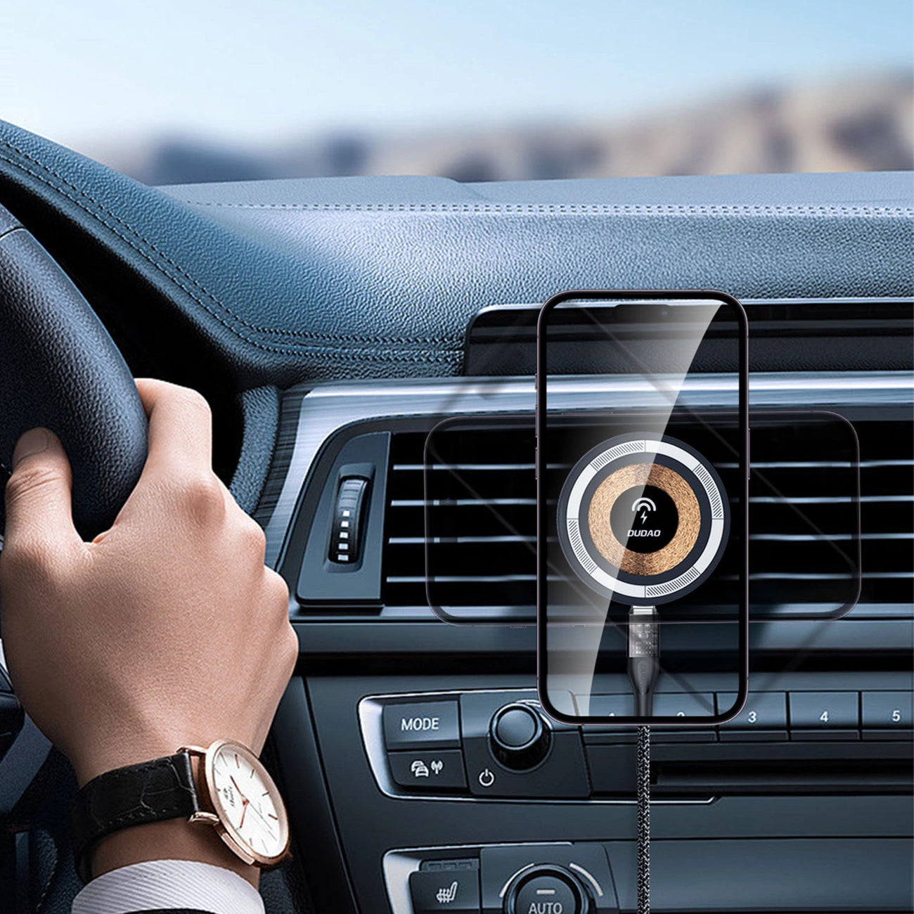 Magnetischer Halter mit MagSafe-Induktionsladegerät für Cockpit/Lüftung 15W Dudao F12MAX+ - schwarz