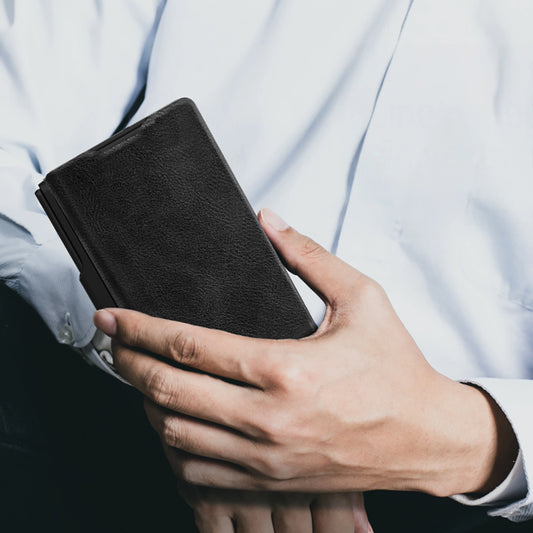 Nillkin Qin Pro Hülle für Samsung Galaxy Z Fold 7 mit S Pen Space - Schwarz