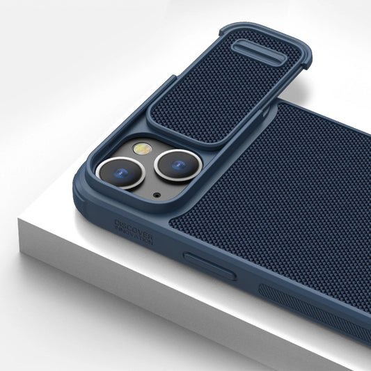Nillkin Textured S Case für iPhone 14 Plus, gepanzerte Hülle mit Kameraabdeckung, blau