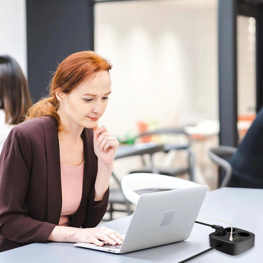 Tech-Protect PCS3X4 Steckdosenleiste, 3 Steckdosen, 2xUSB-A, 2xUSB-C 200 cm - schwarz