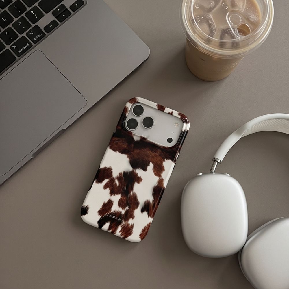 Lamano MagSafe Hülle von Tech-Protect in Braun / Weiß für iPhone 18 Pro – STARPHONE Aachen