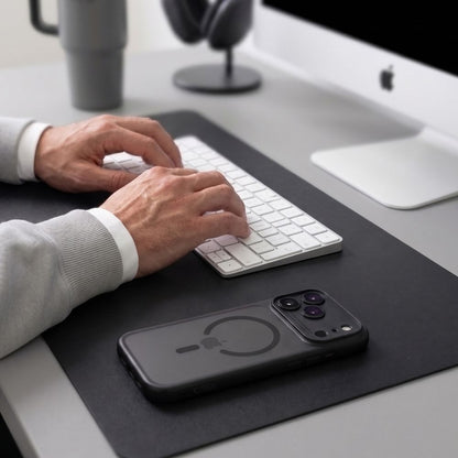 MagPeak MagSafe CC Hülle von Tech-Protect in Schwarz matt für iPhone 18 Pro – STARPHONE Aachen