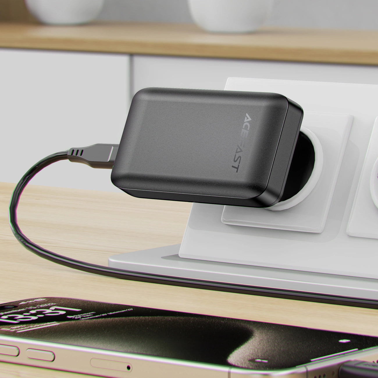 Acefast A100 65W GaN 2 USB-C+ USB-A Ladegerät ultradünn – Schwarz