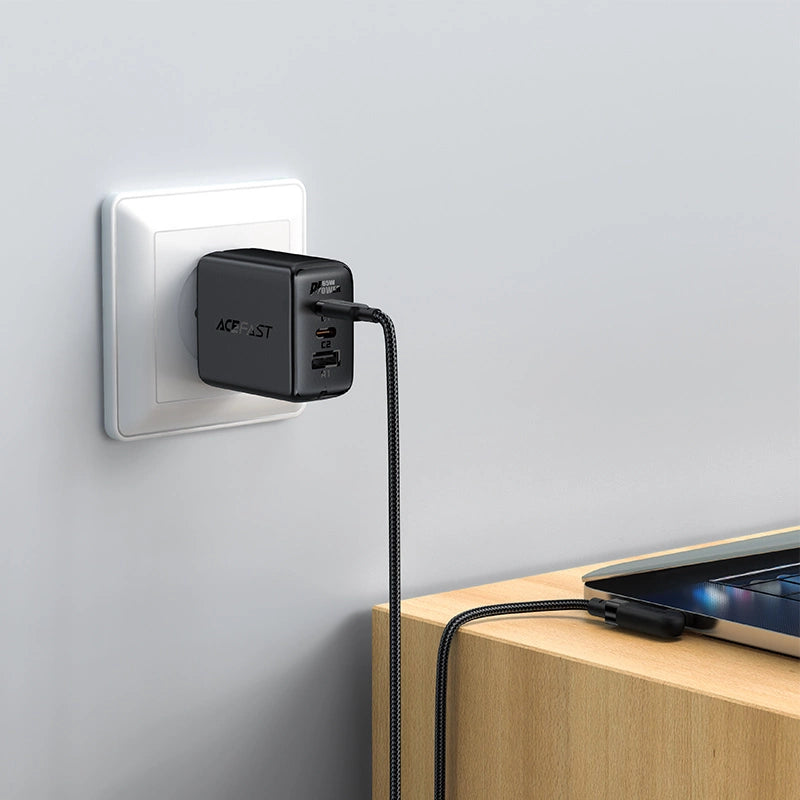 Acefast C5-03 Schwarz USB-C – USB-C PD QC-Kabel 100 W 5 A 480 Mbit/s 2 m – Schwarz