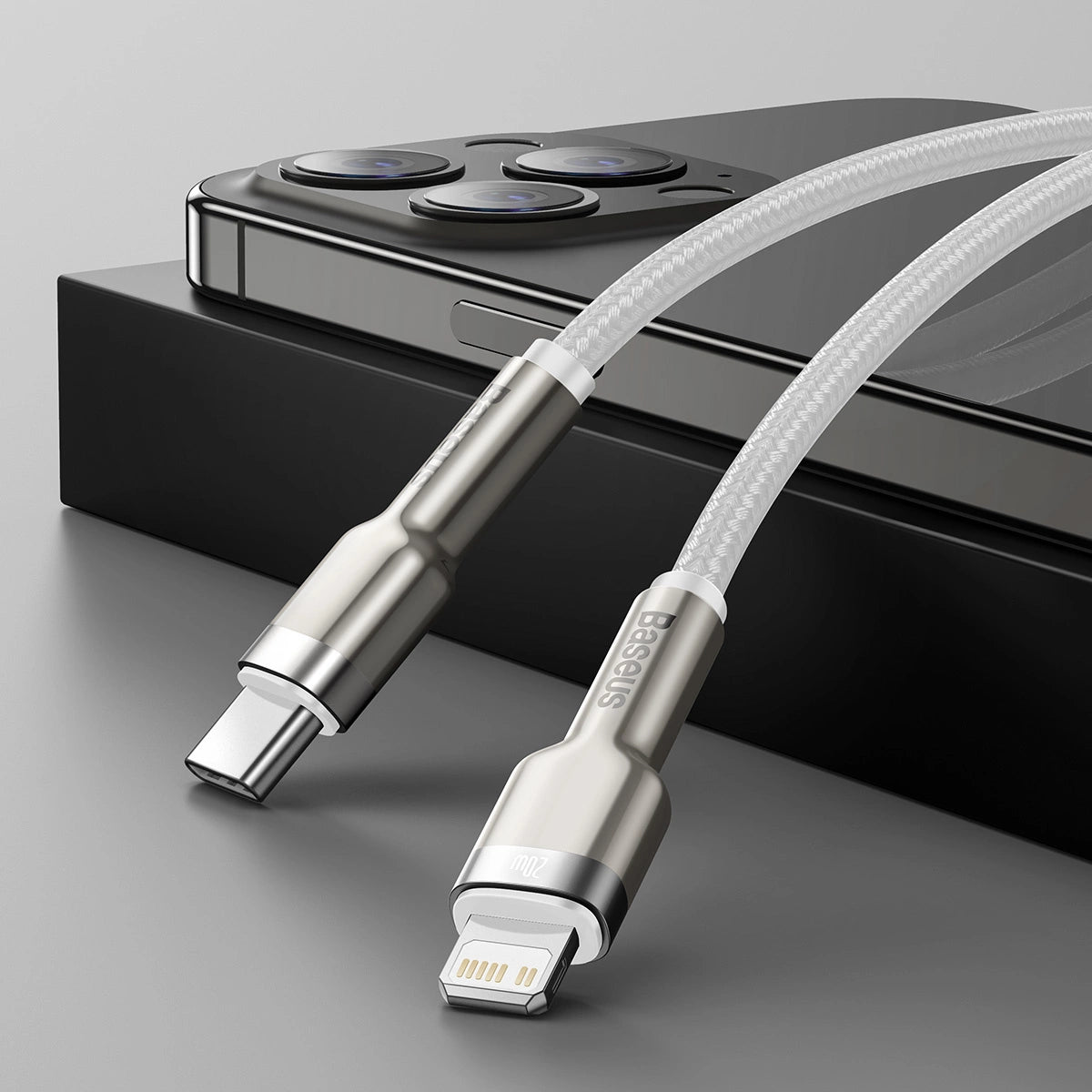 Baseus Cafule Series Metal Data USB-C / Lightning 20W PD-Kabel 1 m - Weiß