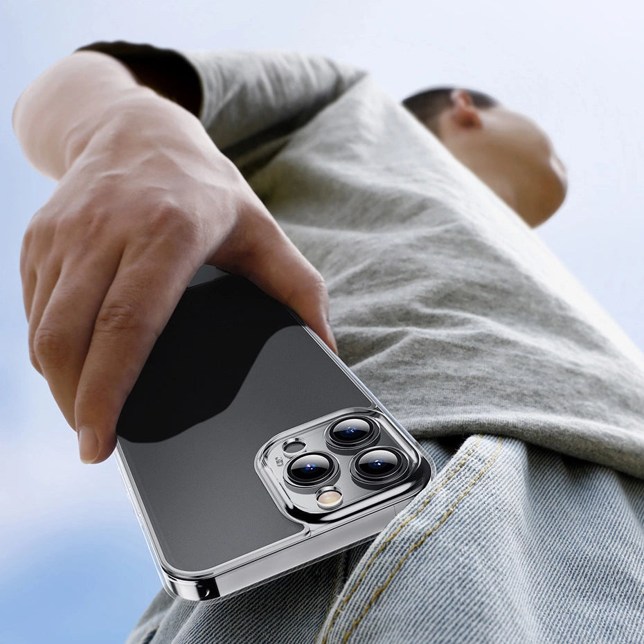 Baseus Frosted Glass Case Cover für iPhone 13 Pro Hardcover mit Gelrahmen schwarz (ARWS001001)