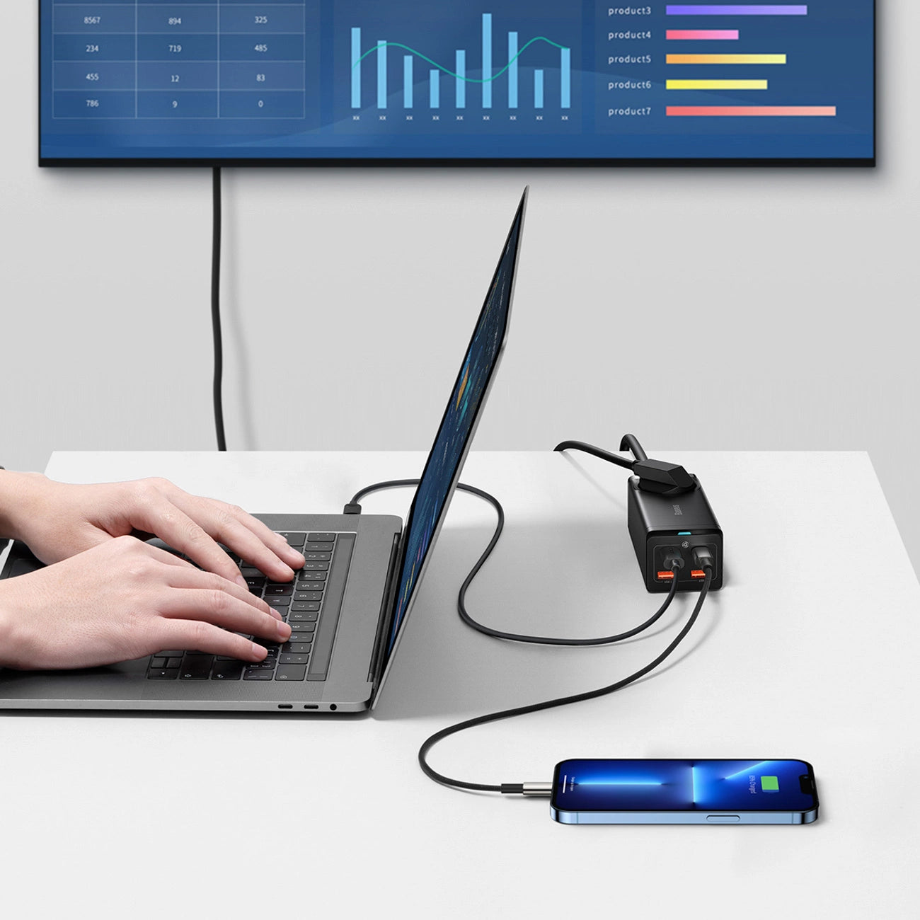 Baseus GaN3 Pro 100W EU-Ladestation + 2 x USB-A + 2 x USB-C mit 1 m Kabel Baseus Xiaobai USB-C 100W - Schwarz