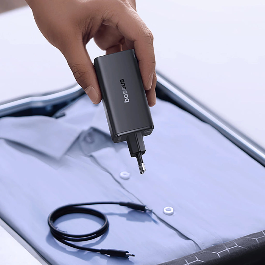 Baseus GaN6 Pro Ladegerät 100W 2 x USB-C 2 x USB-A mit schwarzem USB-C-Kabel 100W 1m - Schwarz