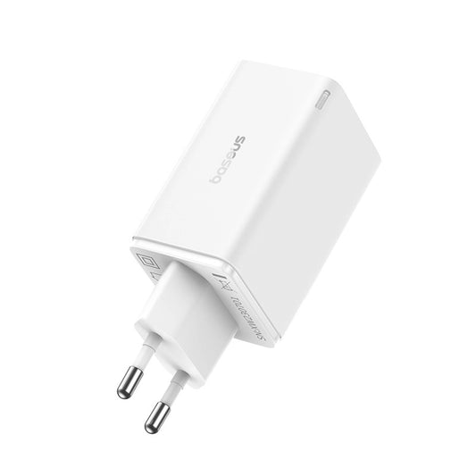 Baseus GaN6 Pro Ladegerät 65W 2 x USB-C 2 x USB-A mit schwarzem USB-C-Kabel 100W 1m - Weiß