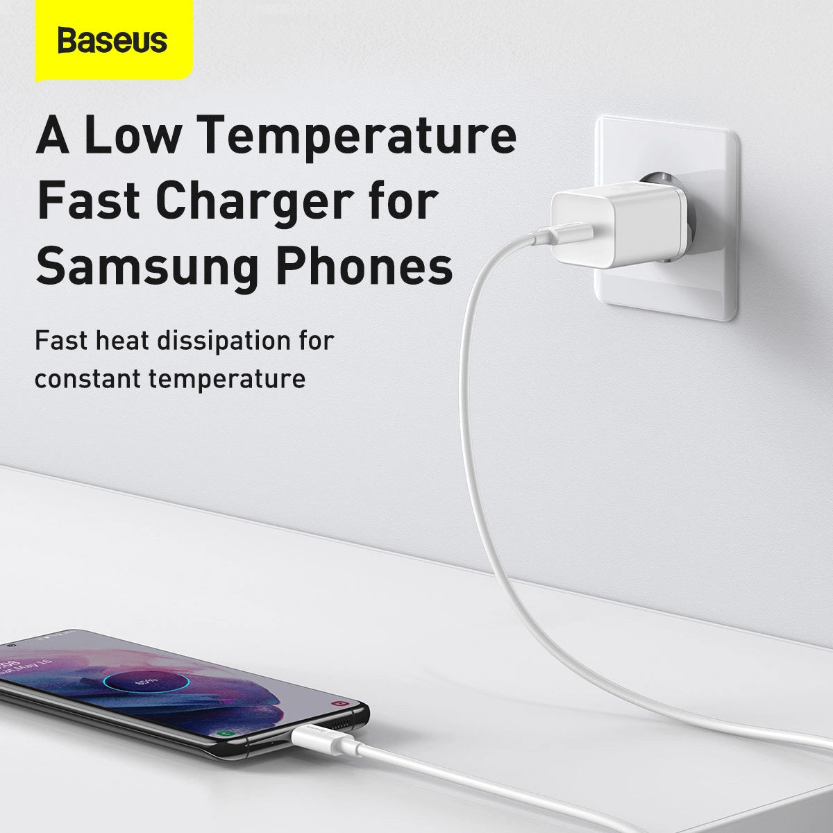 Baseus Si USB-C 25W 3A Schnellladegerät mit USB-C / USB-C 1m Kabel - Weiß
