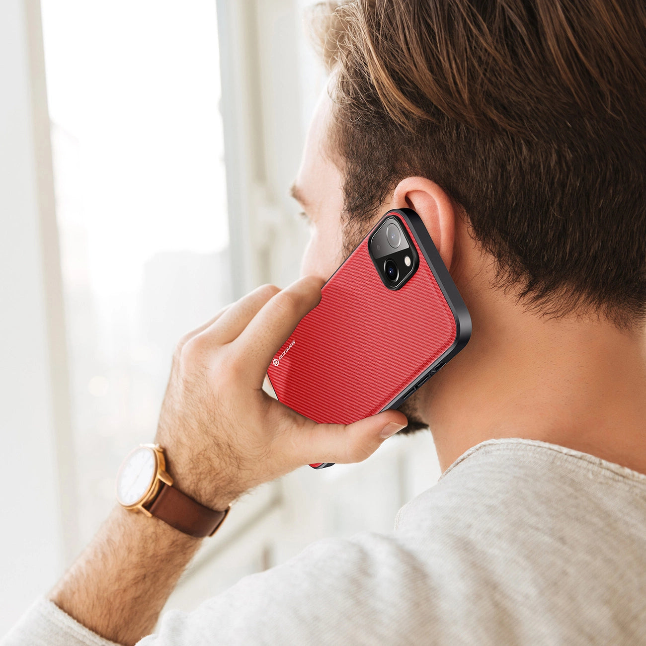 Dux Ducis Fino Hülle aus Nylon für iPhone 14 Plus rot