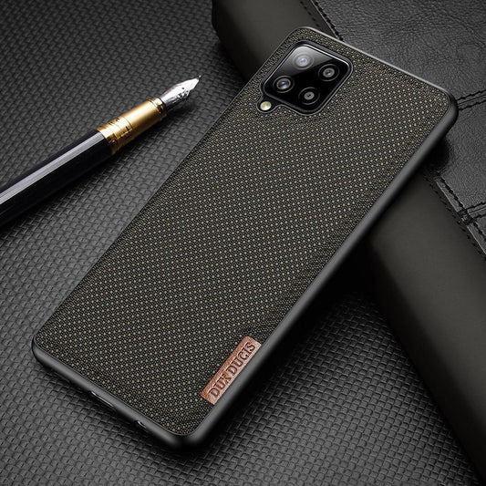 Dux Ducis Fino Hülle ist mit Nylon überzogen Samsung Galaxy A42 5G grün