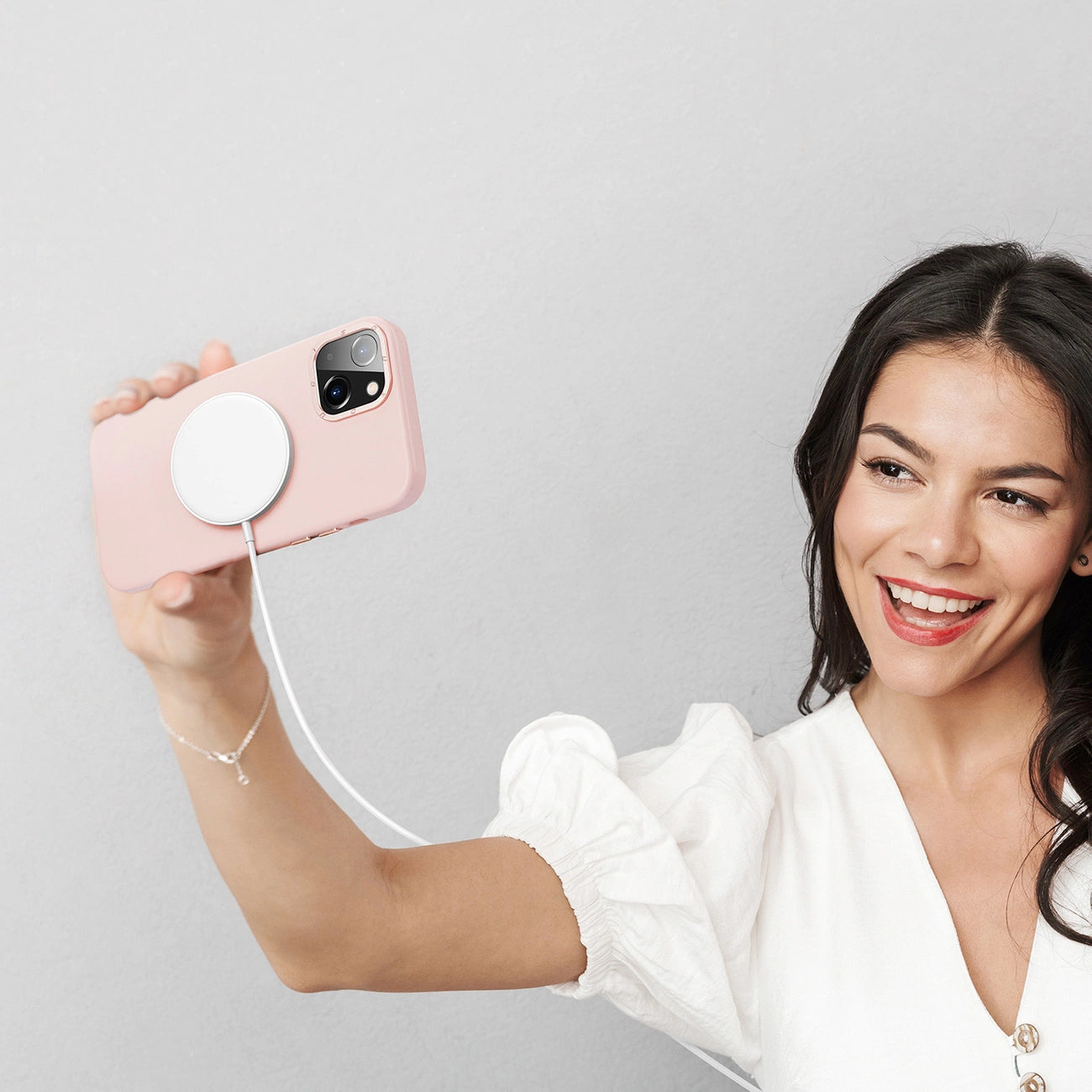 Dux Ducis Grit Ledertasche für iPhone 14 Plus Elegante Kunstlederhülle (MagSafe-kompatibel) Rosa