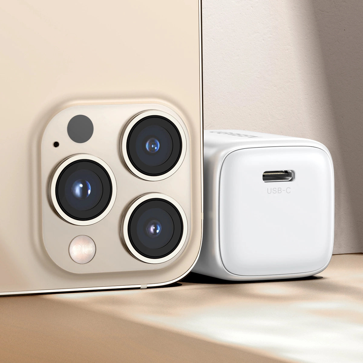 GaN USB C 30W PD Ugreen Nexode Mini Schnellladegerät - Weiß