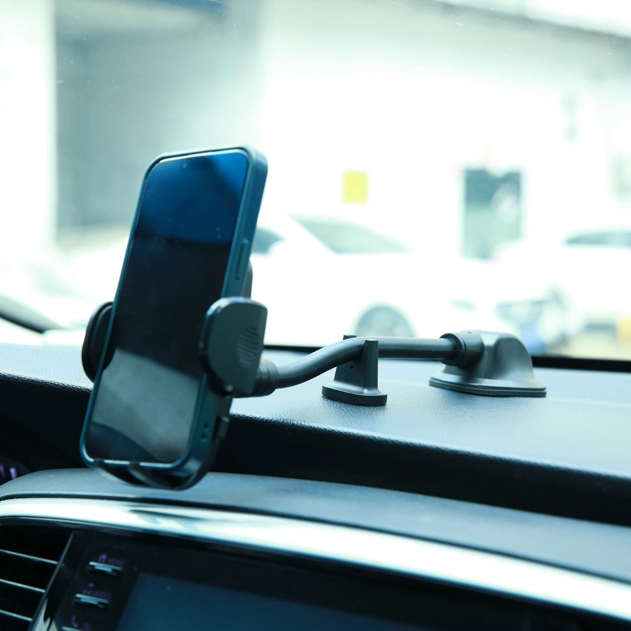 Joyroom Autotelefonhalterung mit flexiblem Arm für Armaturenbrett oder Windschutzscheibe, schwarz (JR-ZS259)