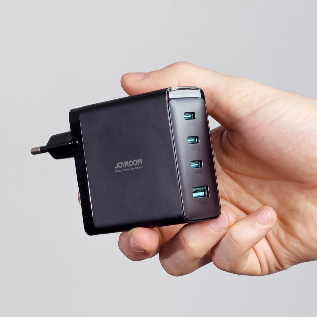 Joyroom JR-TCG04EU 100W GaN-Ladegerät 3x USB-C USB-A + USB-C / USB-C-Kabel 100W - Schwarz