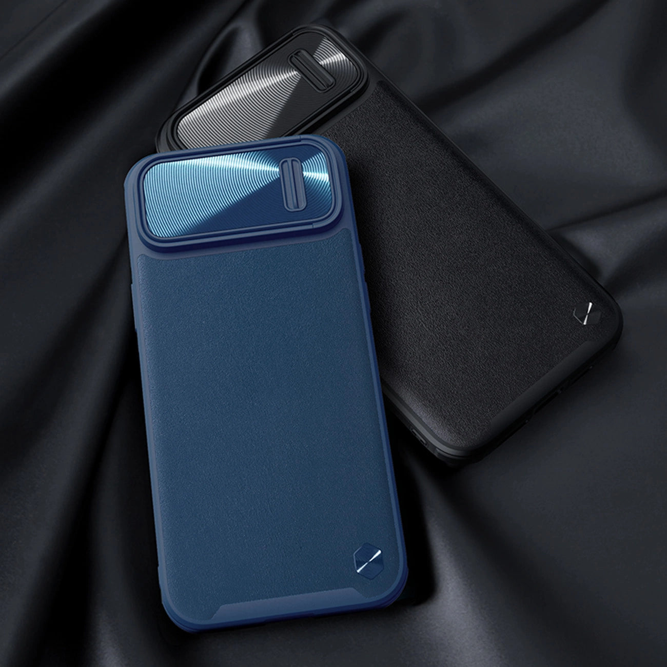 Nillkin CamShield Leather S Case iPhone 14 Plus Hülle mit Kameraabdeckung blau