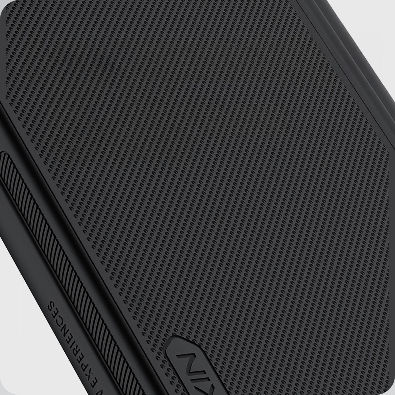 Nillkin Super Frosted Shield Fold Magnethülle für Samsung Galaxy Z Fold 7, kompatibel mit MagSafe, Schwarz