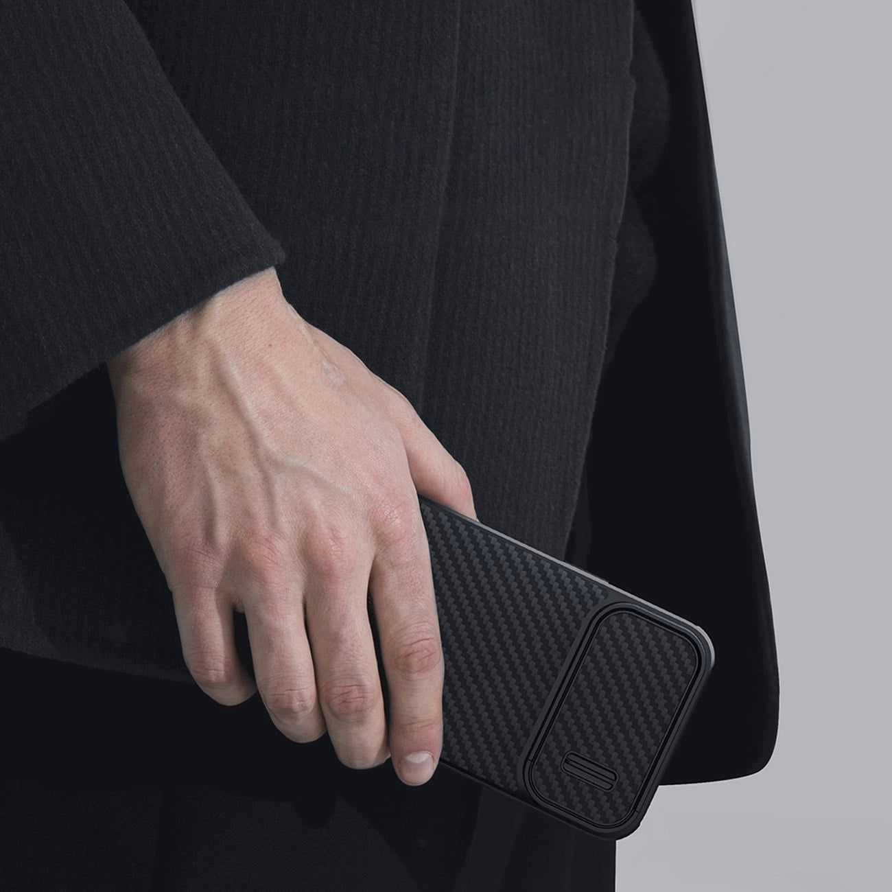 Nillkin Synthetic Fiber S Case iPhone 14 Pro Hülle mit Kameraabdeckung, schwarz