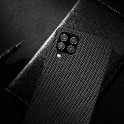 Nillkin Textured Case robuste, verstärkte Hülle mit Gelrahmen und Nylonrückseite für Samsung Galaxy A22 4G schwarz