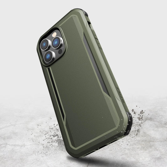 Raptic X-Doria Fort Case iPhone 14 Pro mit gepanzerter MagSafe-Hülle grün