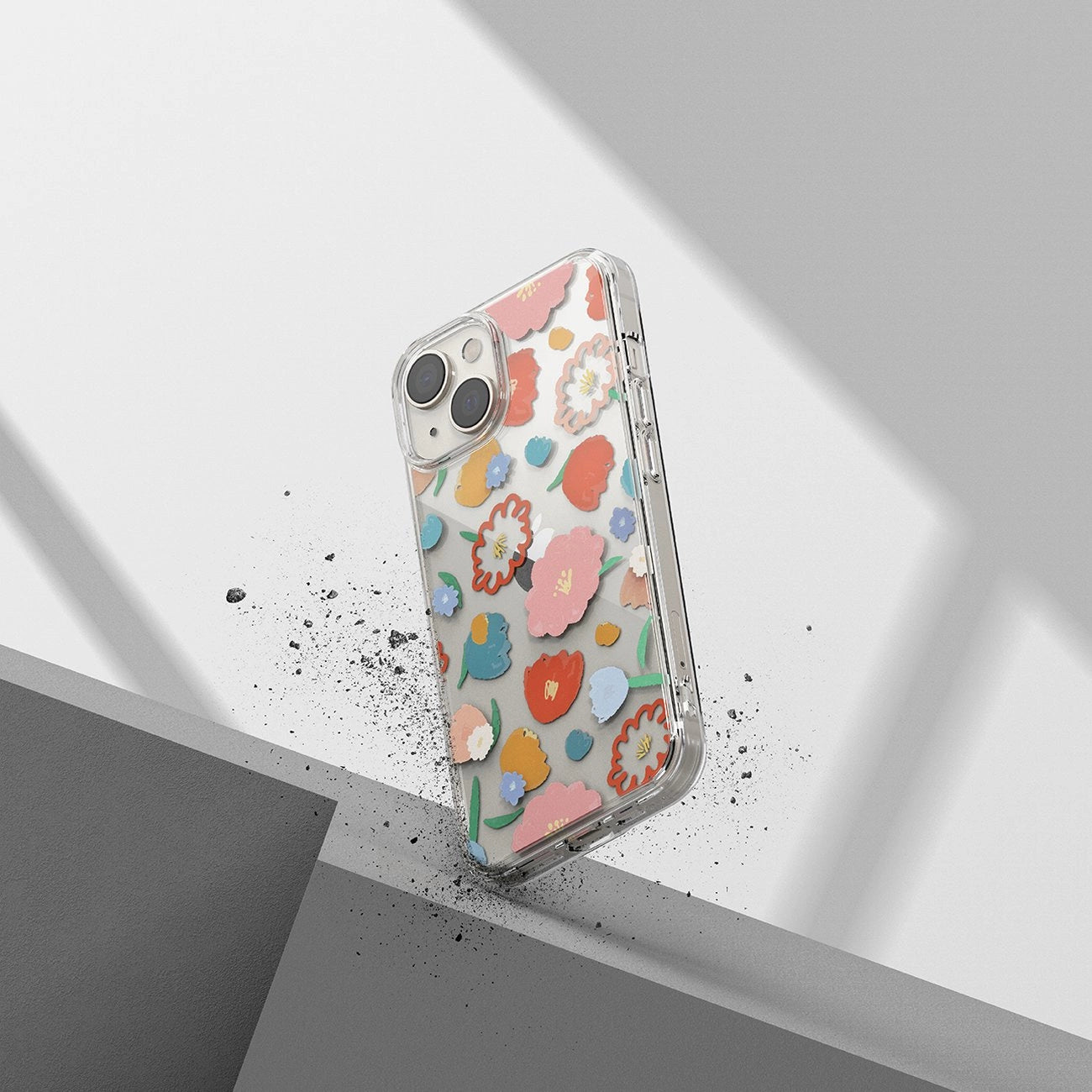 Ringke Fusion Design Armoured Sleeve Cover mit Gelrahmen für iPhone 14 Plus transparent (Floral) (FD637E31)