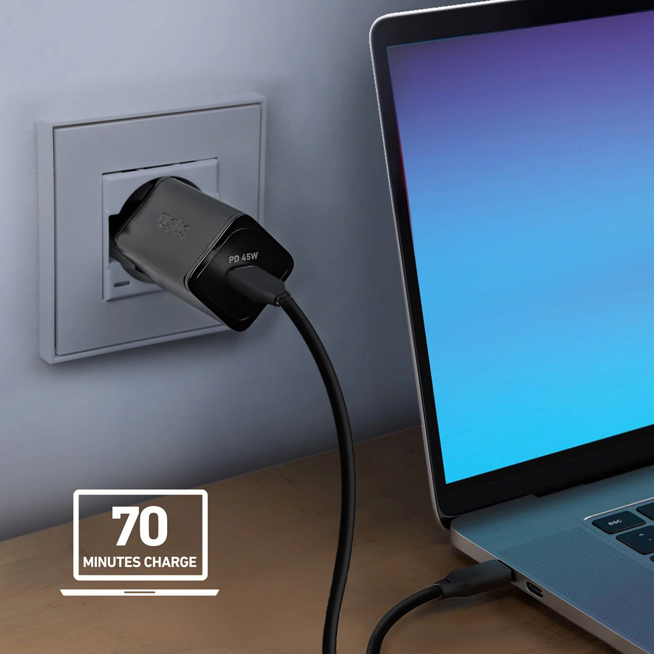 SBS TETRGAN1C45W 45-W-GaN-USB-C-Wandladegerät mit Power Delivery – Schwarz