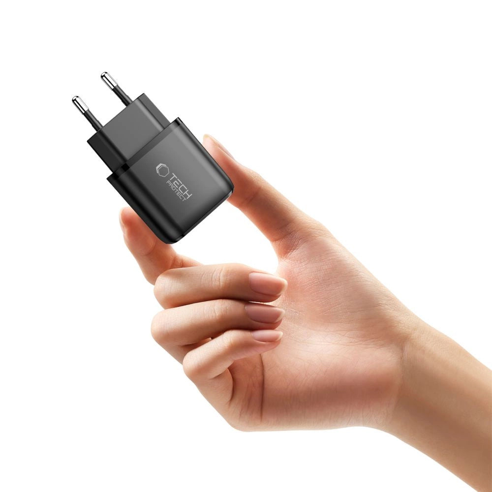 Tech-Protect NCA20 PD 20W / QC3.0 USB-A / USB-C Wandladegerät - schwarz