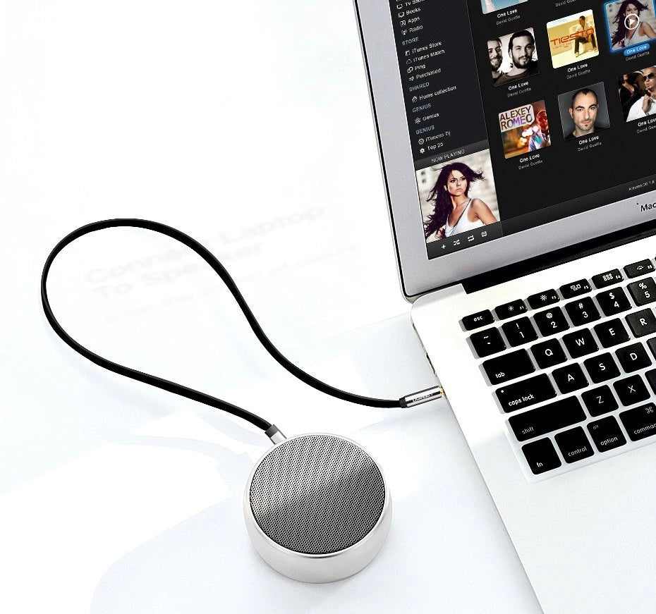 Ugreen AUX-Audiokabel 3,5 mm Miniklinke 0,5 m schwarz (AV119 10596)