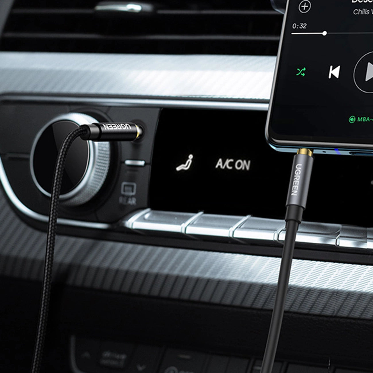 Ugreen AV118 10538 Kabel 3,5 mm Miniklinke (männlich) / 3,5 mm Miniklinke (weiblich) 5 m – Silber