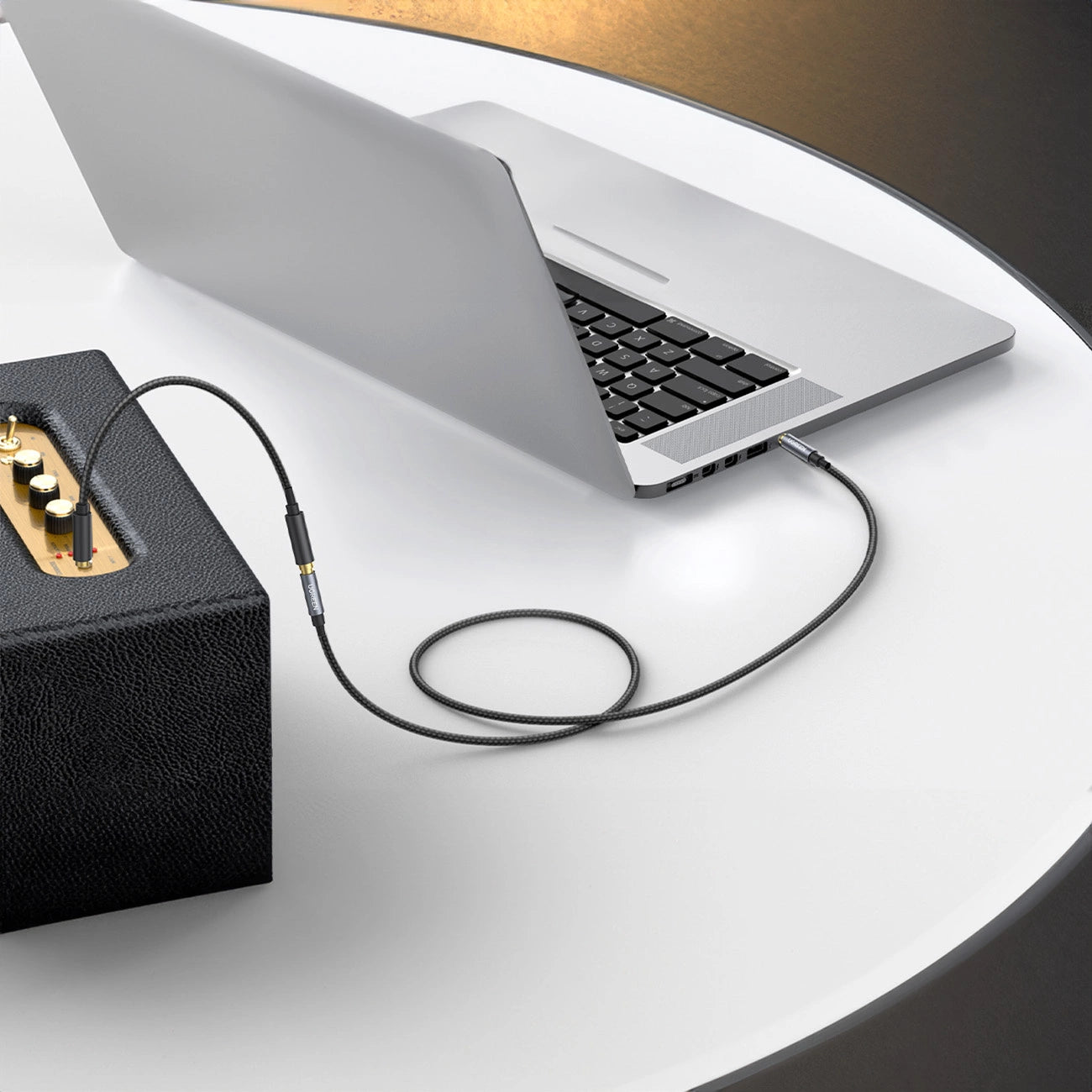 Ugreen AV118 10538 Kabel 3,5 mm Miniklinke (männlich) / 3,5 mm Miniklinke (weiblich) 5 m – Silber