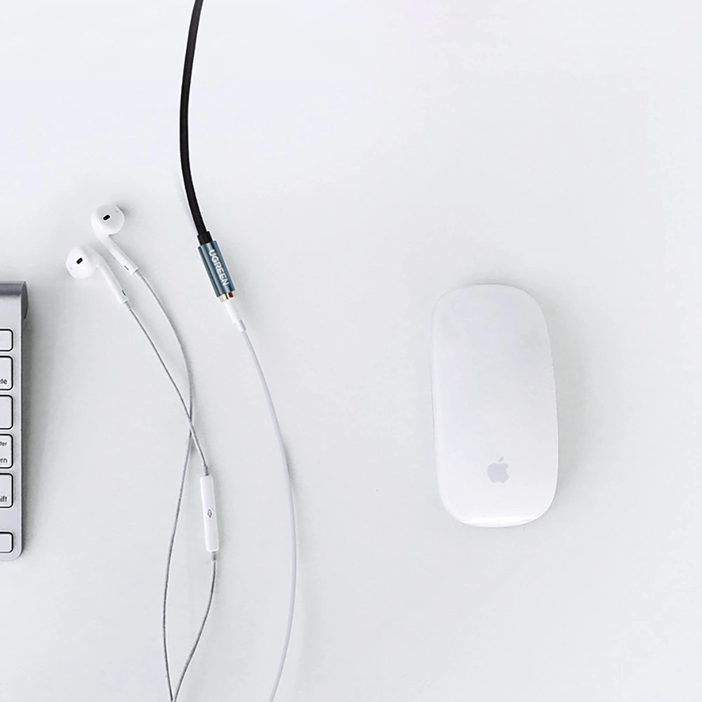 Ugreen Adapterkabel Verlängerung AUX Miniklinke 3,5 mm 1,5 m schwarz (AV118)