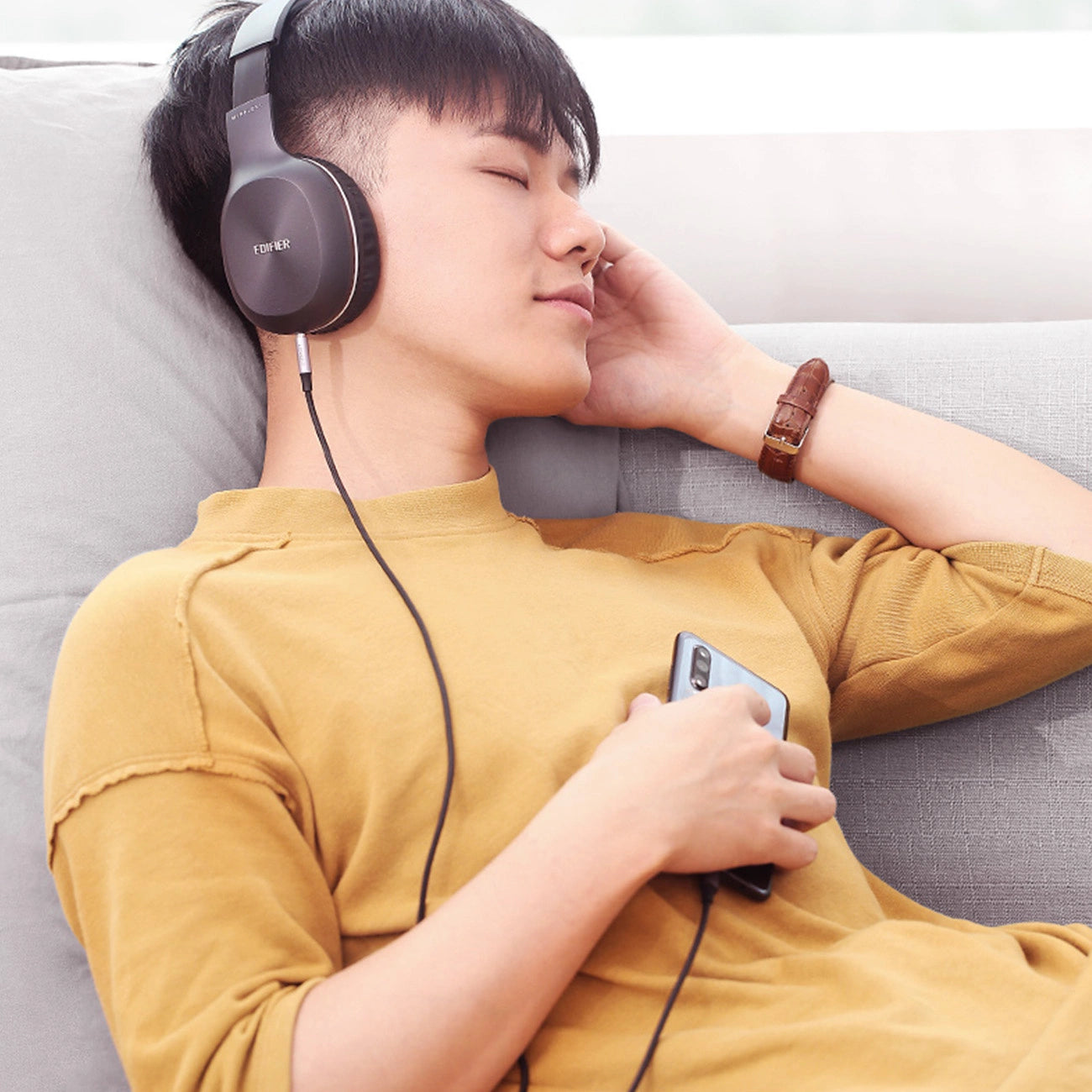 Ugreen Kabel USB C - Miniklinke 3,5 mm 1 m grau (AV143)