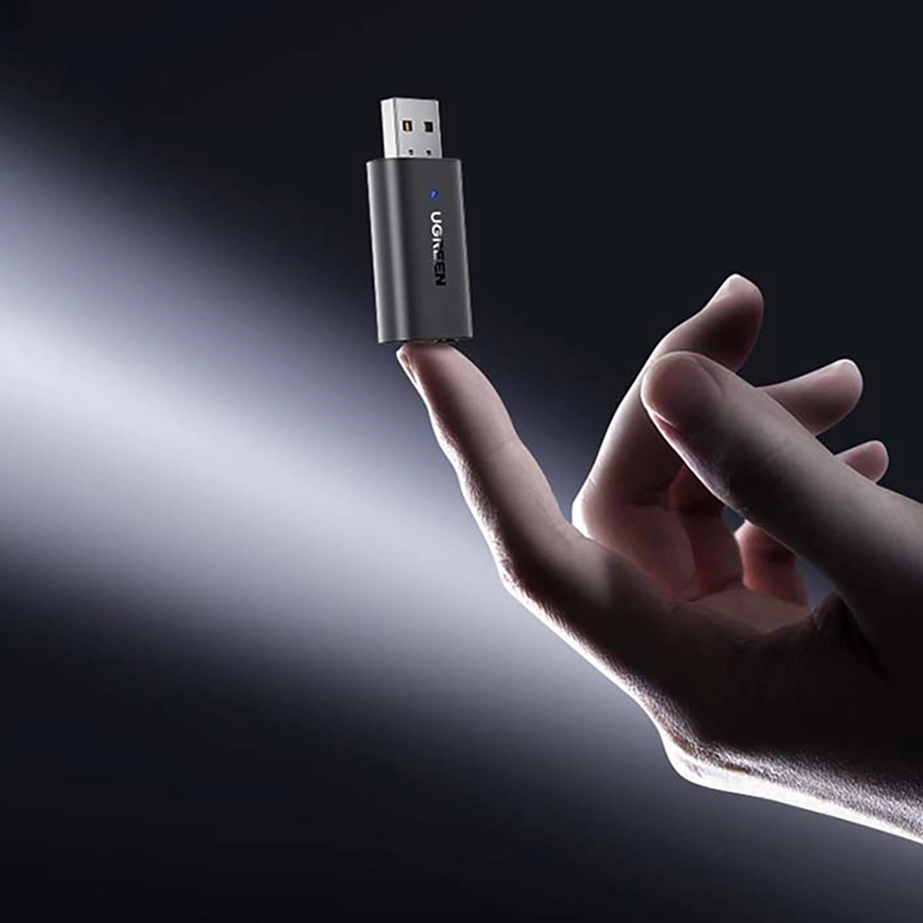 Ugreen Transmitter Bluetooth 5.1 Transmitter/Receiver Wireless Audio Adapter 3,5 mm Miniklinke Schwarz (CM523 60300)