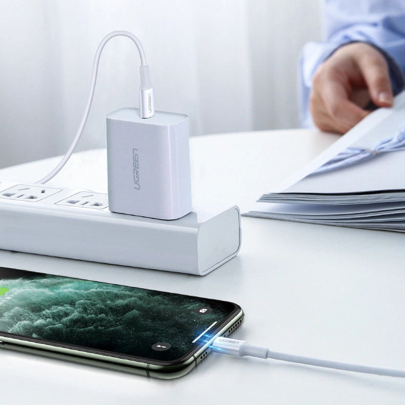 Ugreen US171 Lightning – USB-C PD-Kabel 20 W 3 A 480 Mbit/s 1,5 m – Weiß