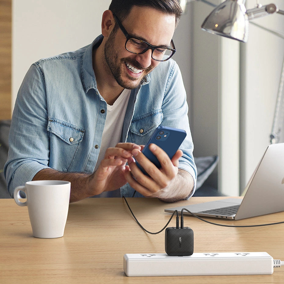 Ugreen Wandladegerät 2x USB Typ C 66W Power Delivery 3.0 Quick Charge 4.0+ schwarz (CD216)