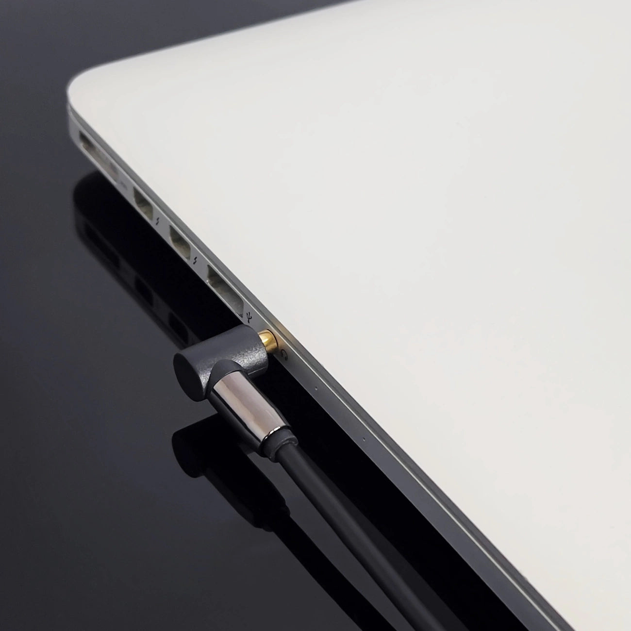 Wozinsky AUX-Kabel, abgewinkelt (Stecker-Stecker), Mini-Klinkenkabel, 1,5 m, Schwarz